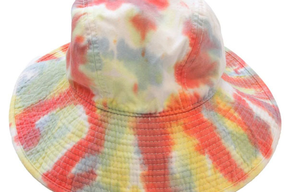 kkco vacationer hat in lichen tie dye