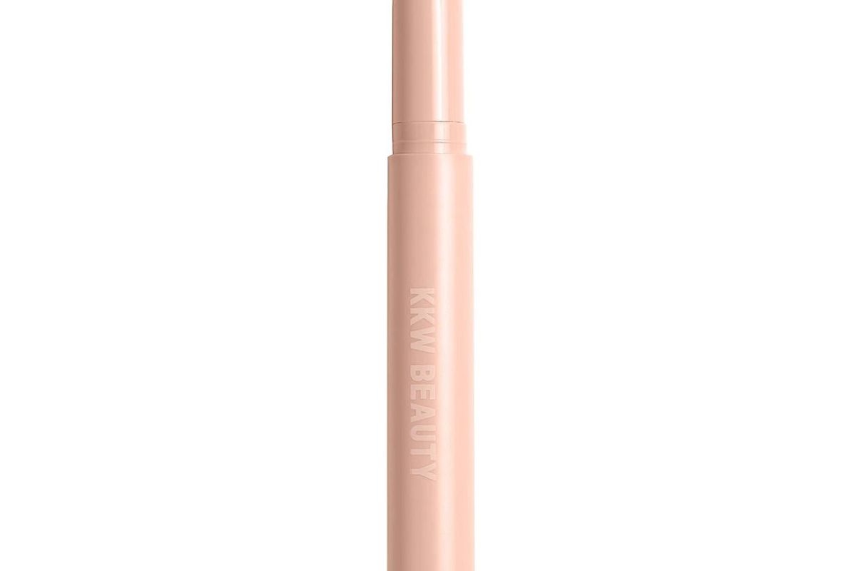 kkw beauty lip crayon