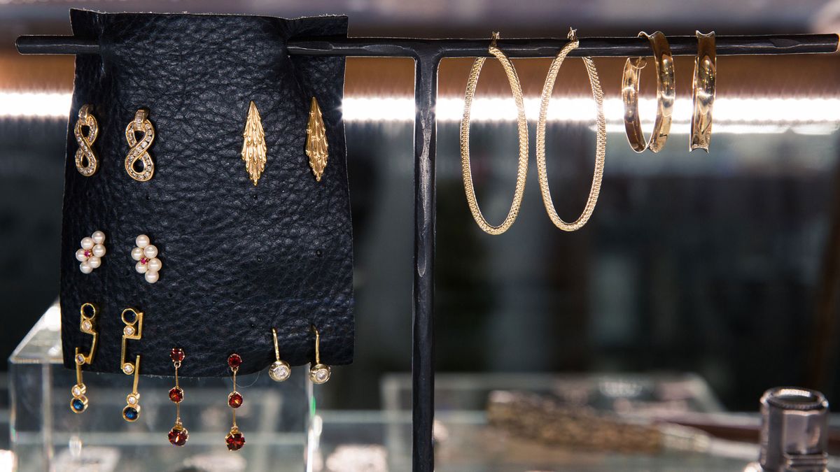 Lori Leven Talks Founding Jewelry Store Love Adorned - Coveteur: Inside ...