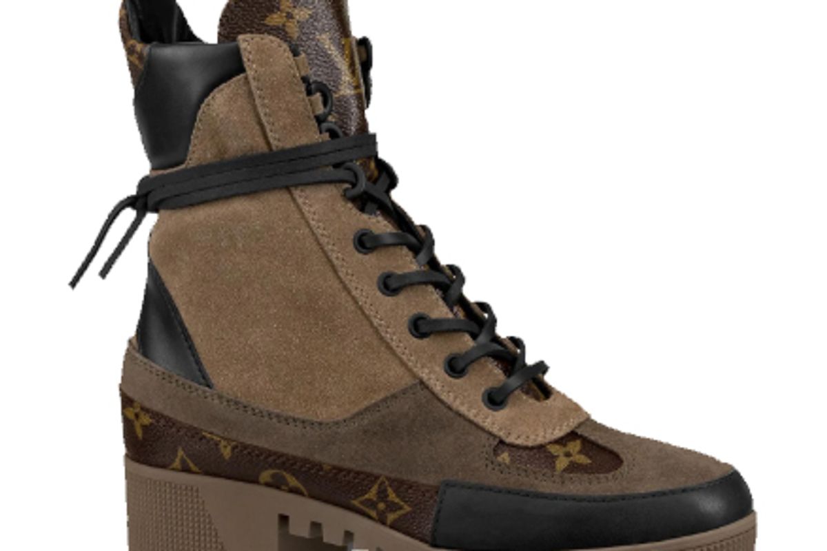 louis vuitton laureate platform desert boot