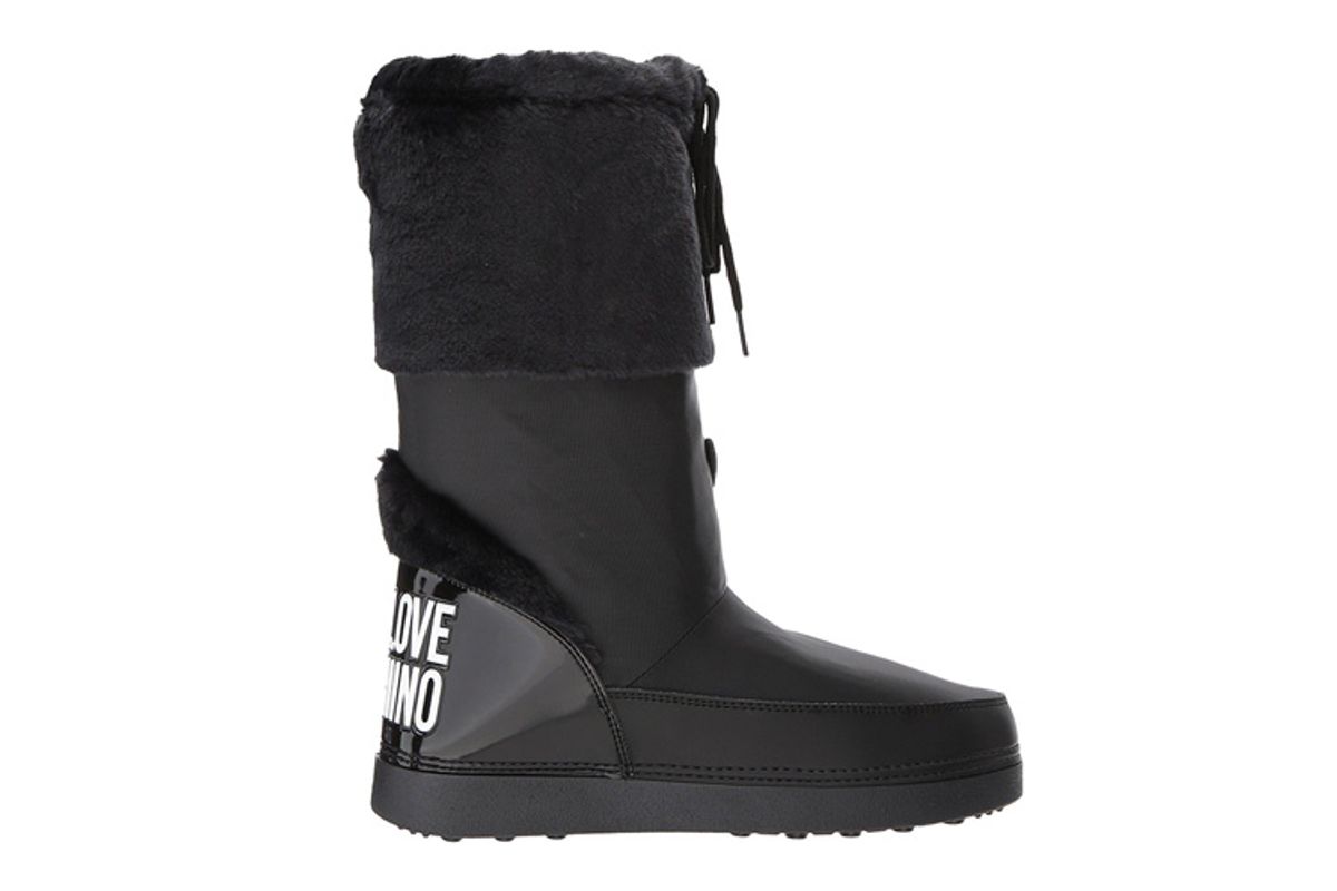 love moschino faux fur logo snow boots