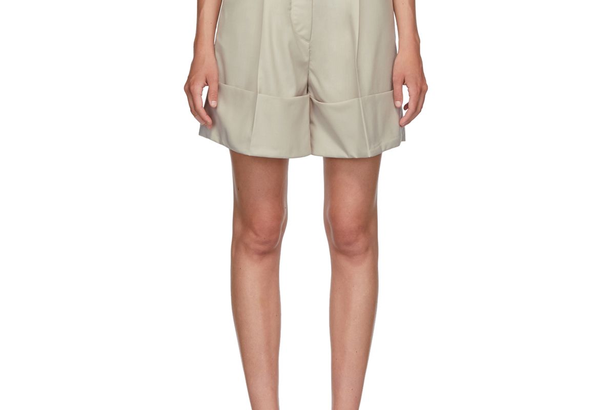 low classic beige cuffed shorts