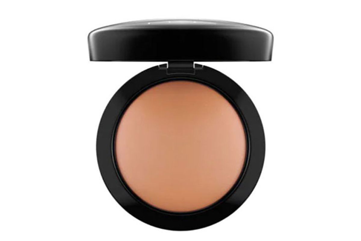 mac mineralize skinfinish natural