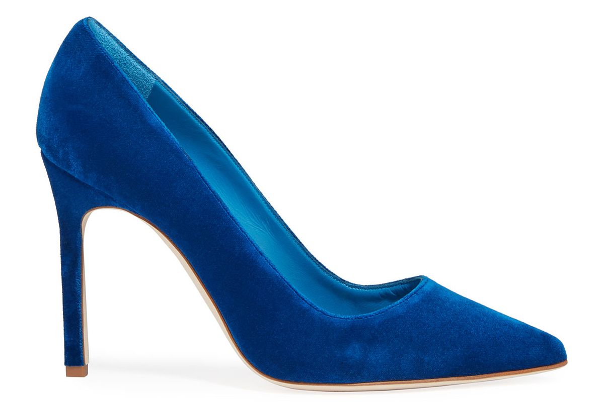 manolo blahnik bb velvet 105mm point toe pumps