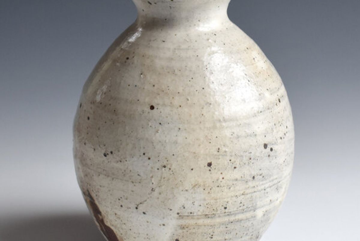 merry farm pottery bud vase