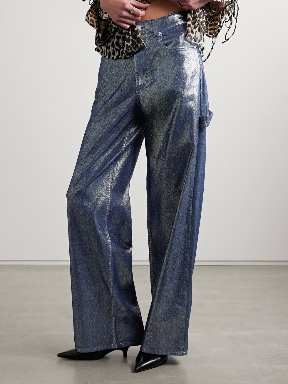 metallic-cargo-jeans