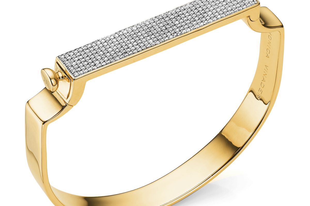 monica vinader signature bangle in gold diamond