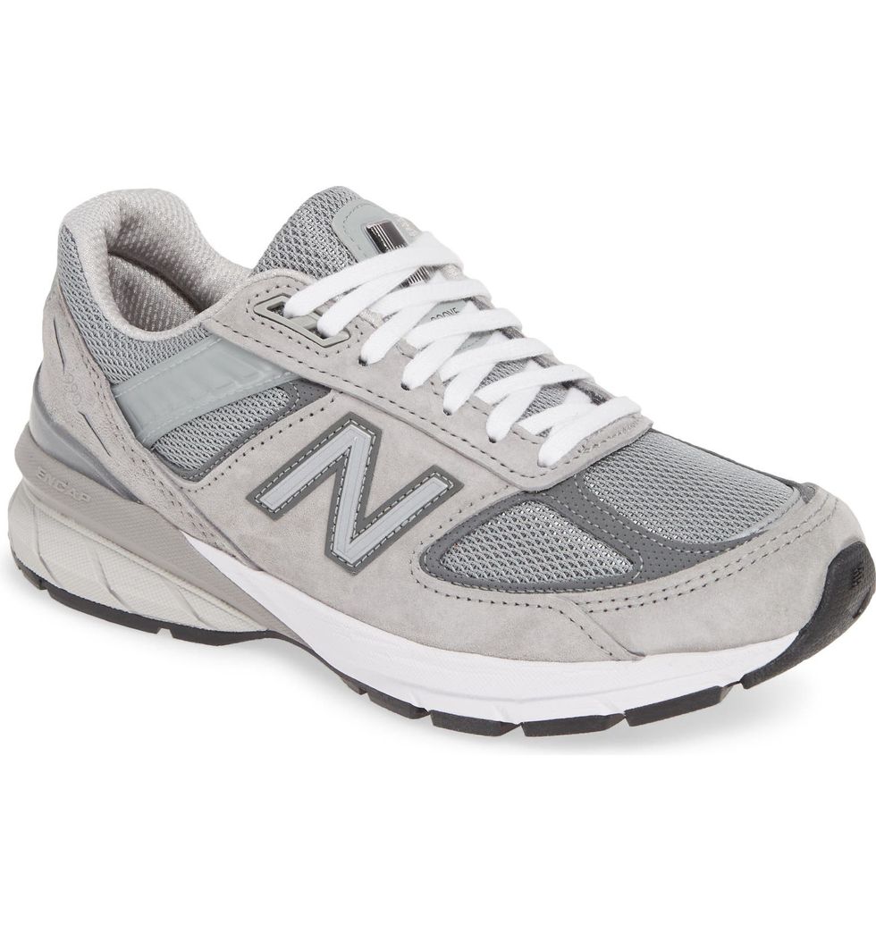 New Balance 990v5 Sneaker