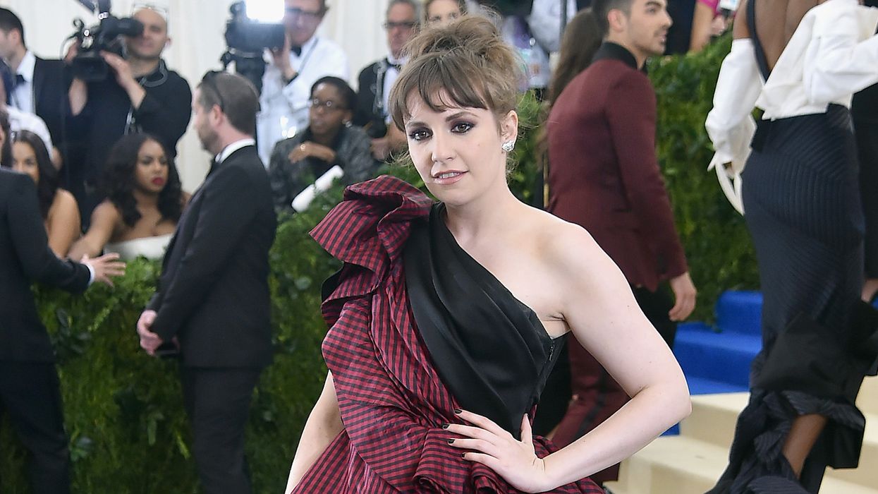 Lena Dunham Is Cleaning Out Her Closet to Support Planned Parenthood