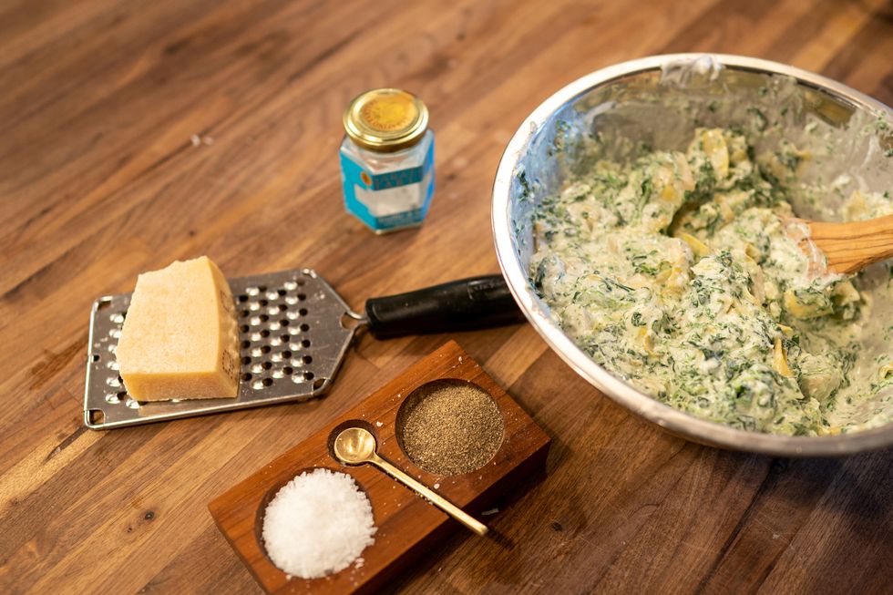 Model Nicole Trunfio Shares Her Go-To Spinach and Artichoke Dip ...