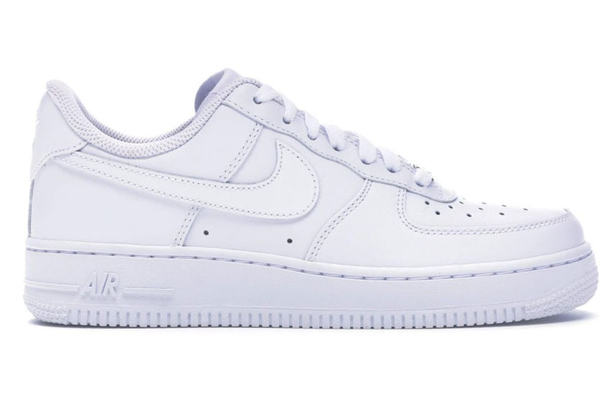 nike air force 1 07 womens shoe