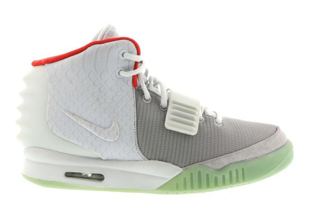 nike air yeezy 2