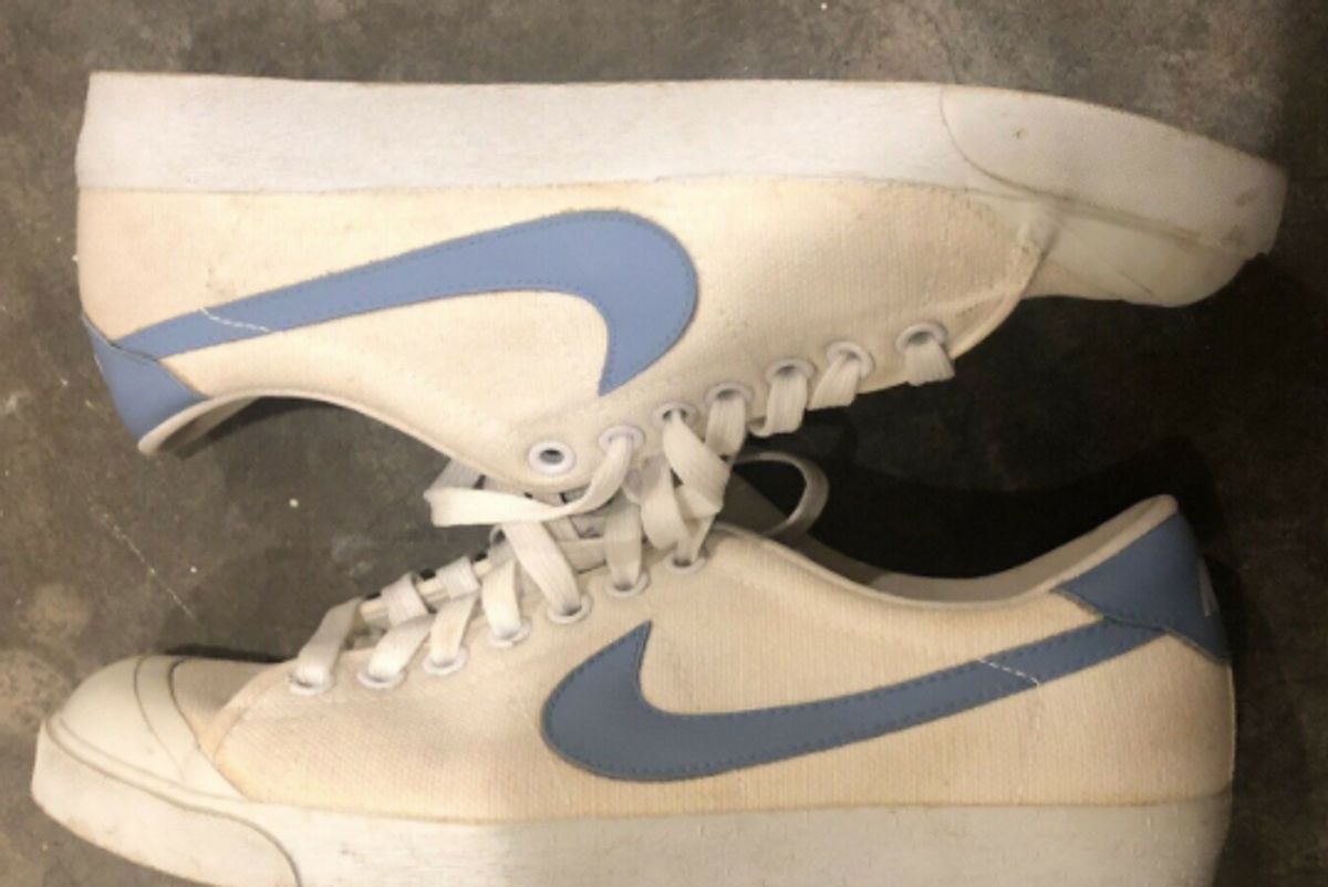 nike vintage 1984 all court tennis shoes