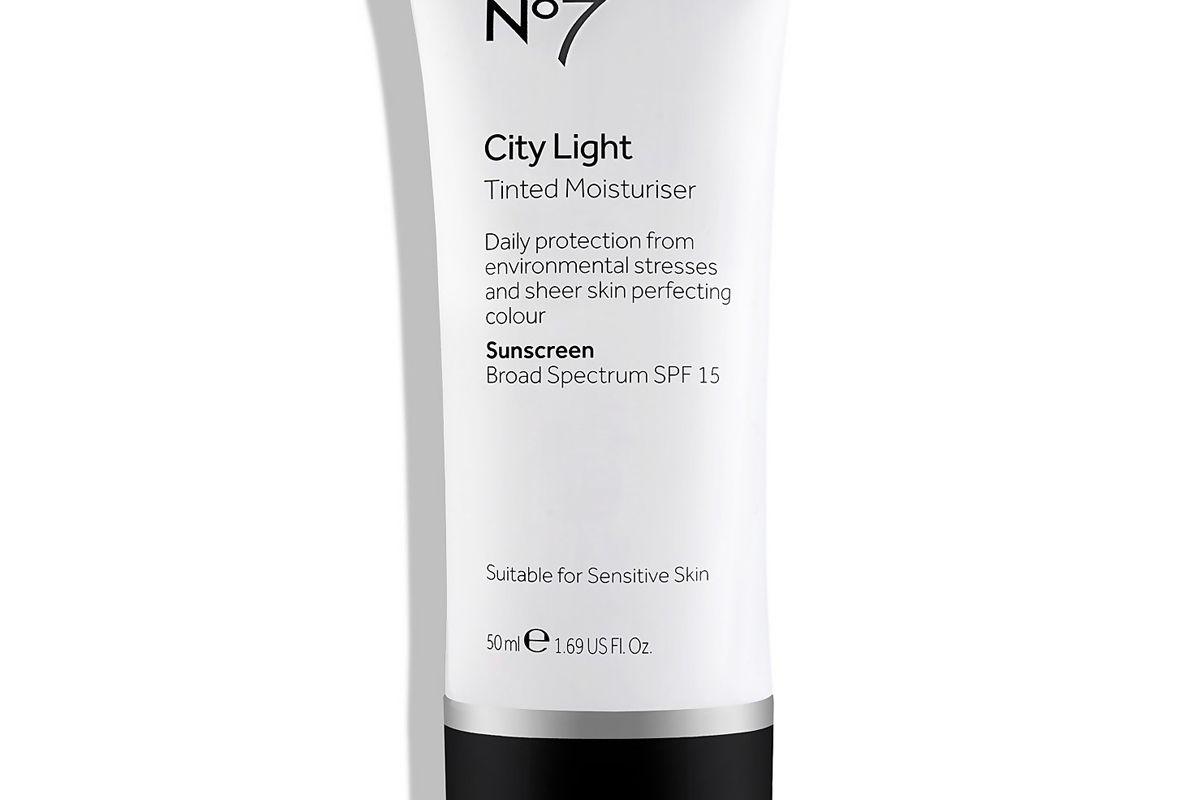 no7 city light tinted moisturizer spf 15