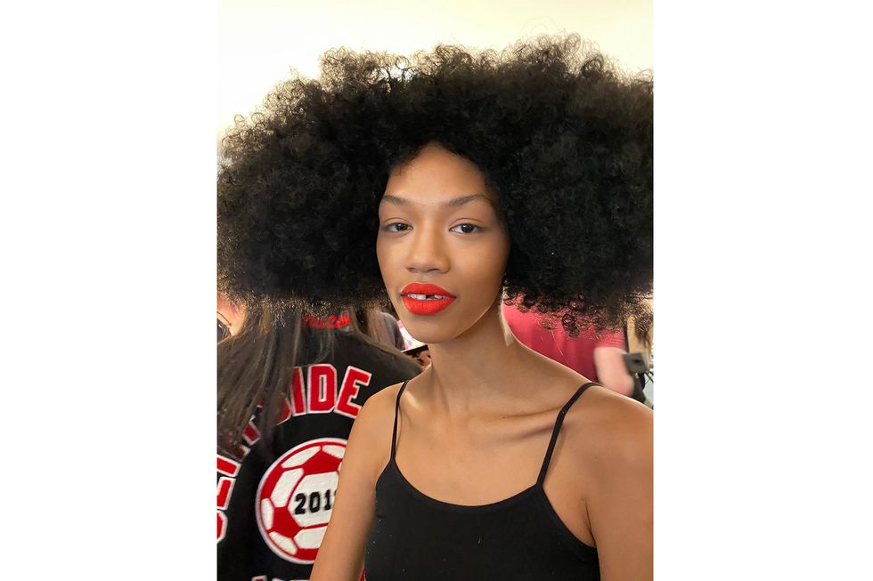 nyfw red lipstick trend