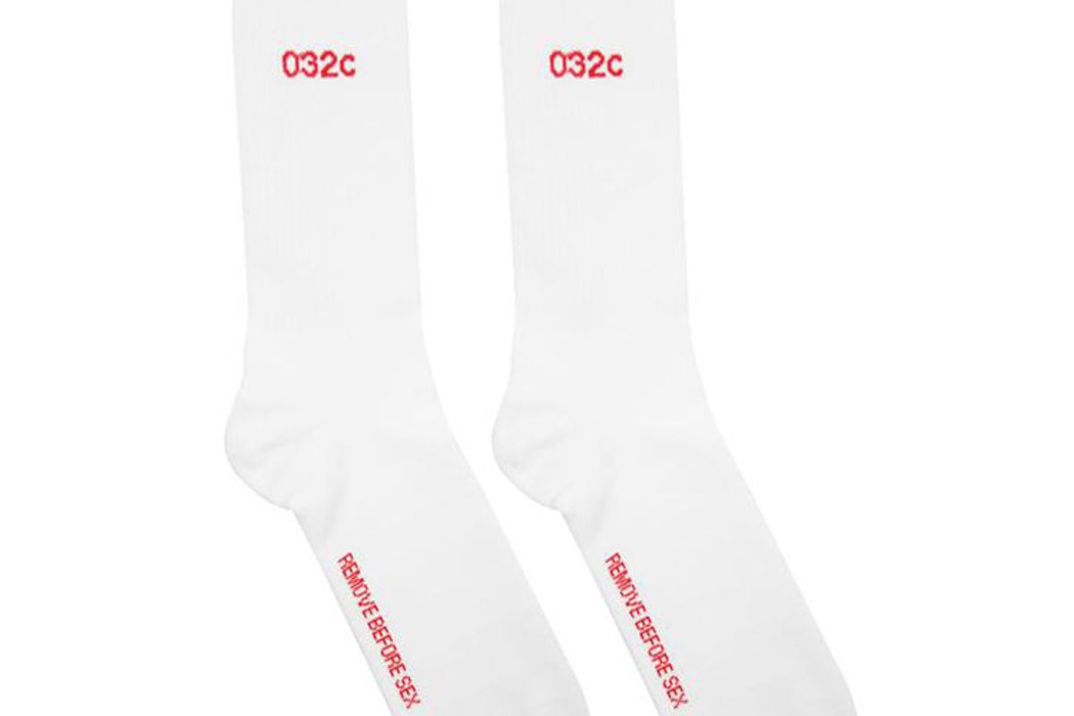 o32c socks remove before sex white socks