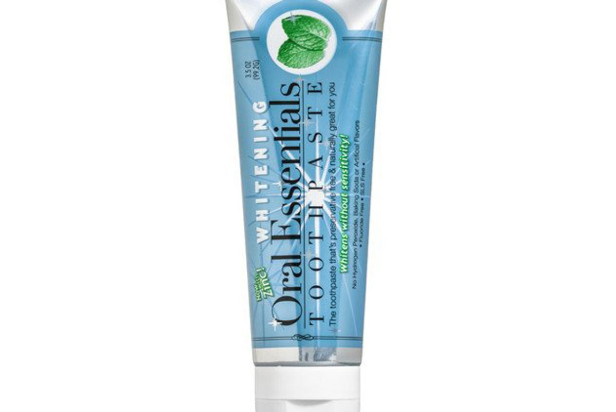 oral essentials whitening toothpaste