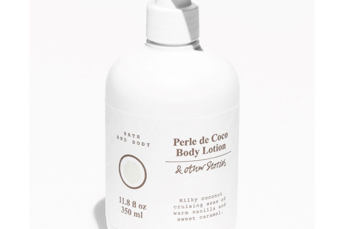 & other stories perle de coco body lotion