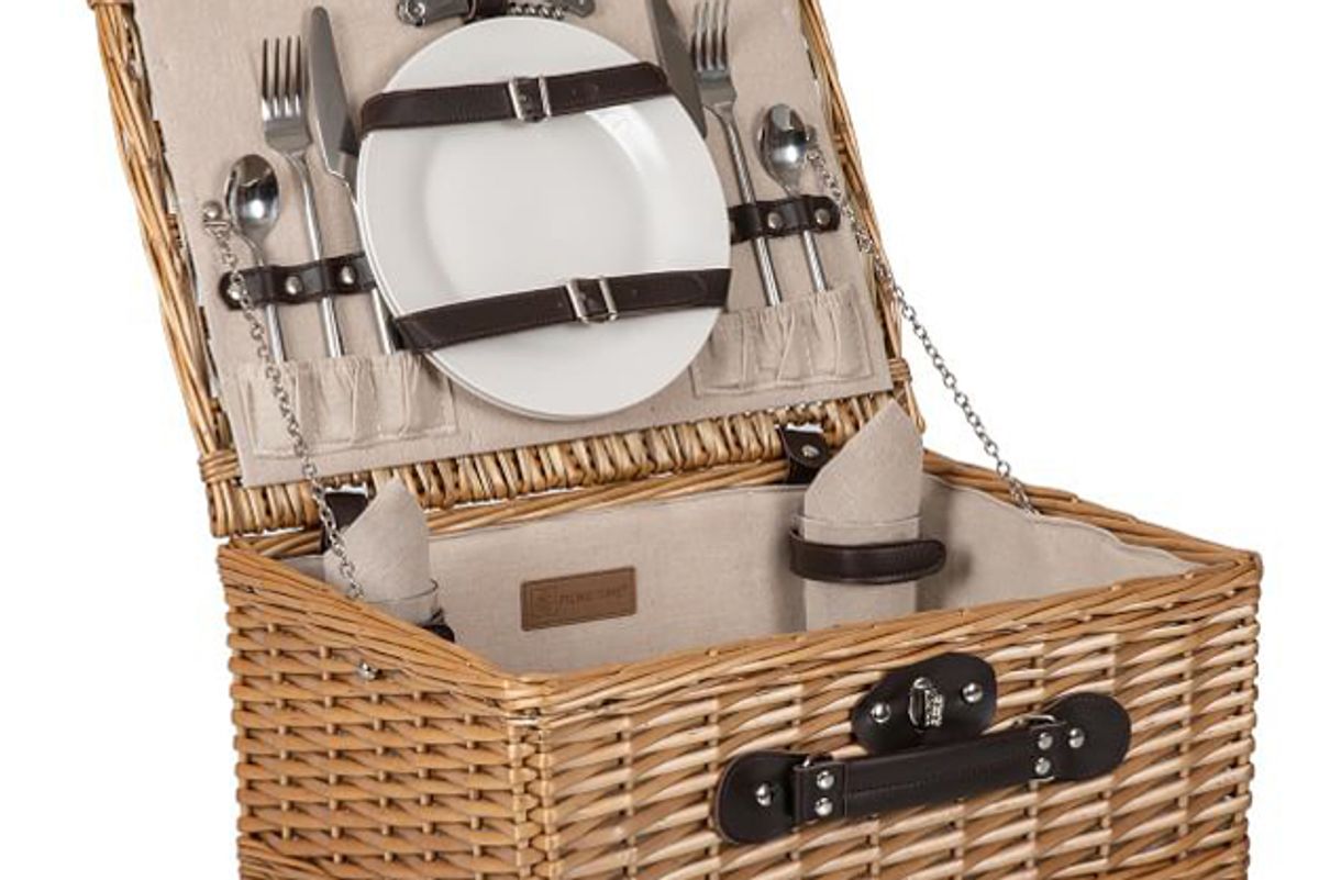 pottery barn classic woven picnic basket set for 2