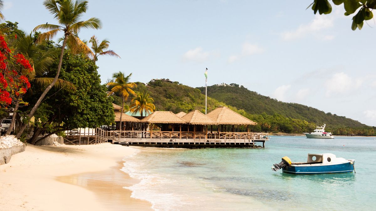 private island mustique vacation guide
