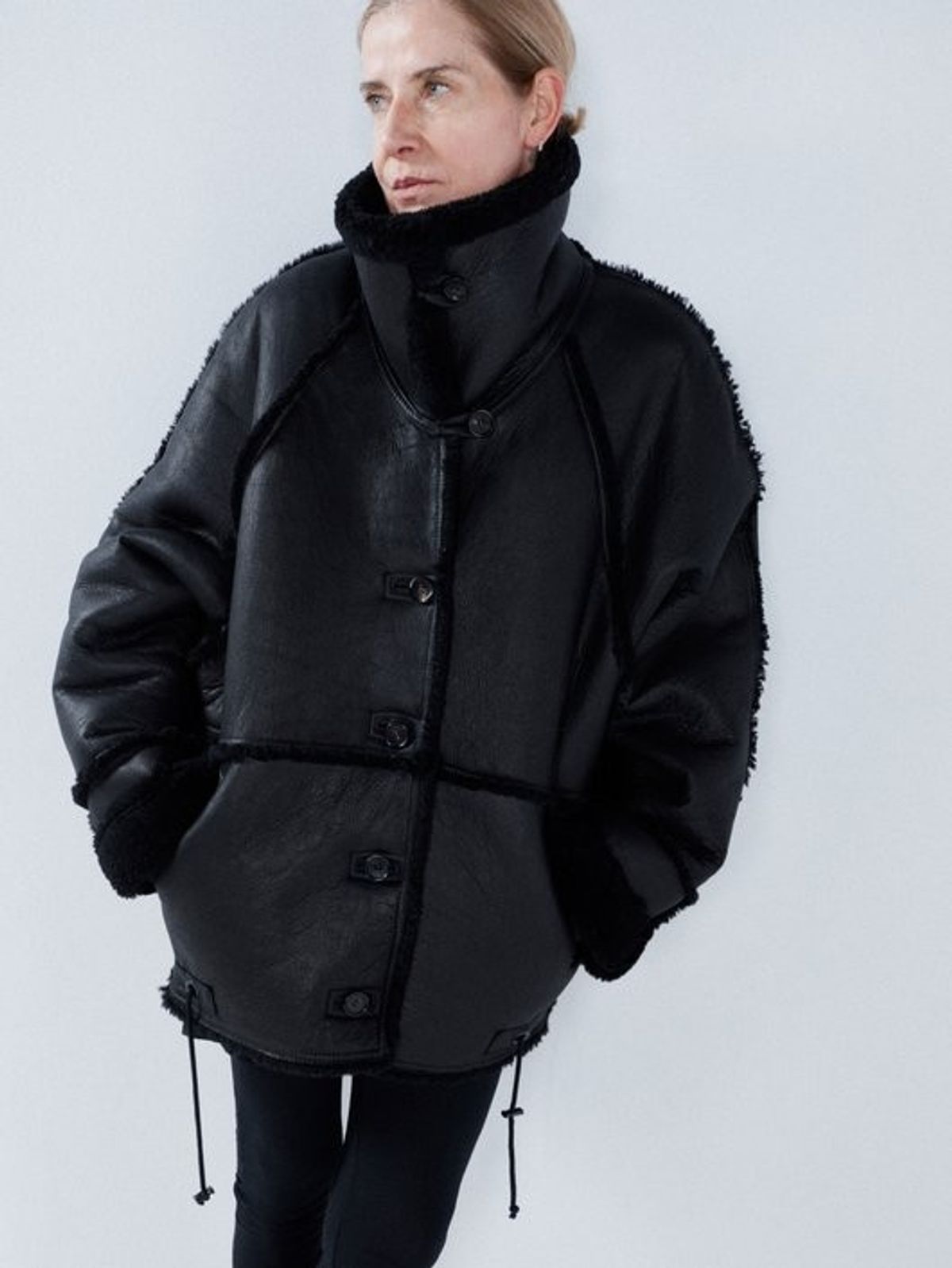 raey Raglan-sleeve shearling bomber jacket