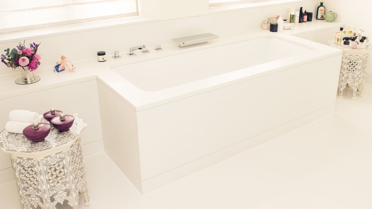 Products to Help You Take a Relaxing Bath Coveteur Inside Closets