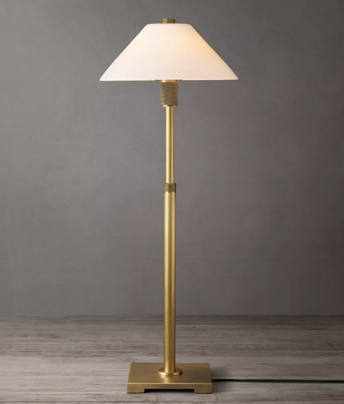 RH table lamp