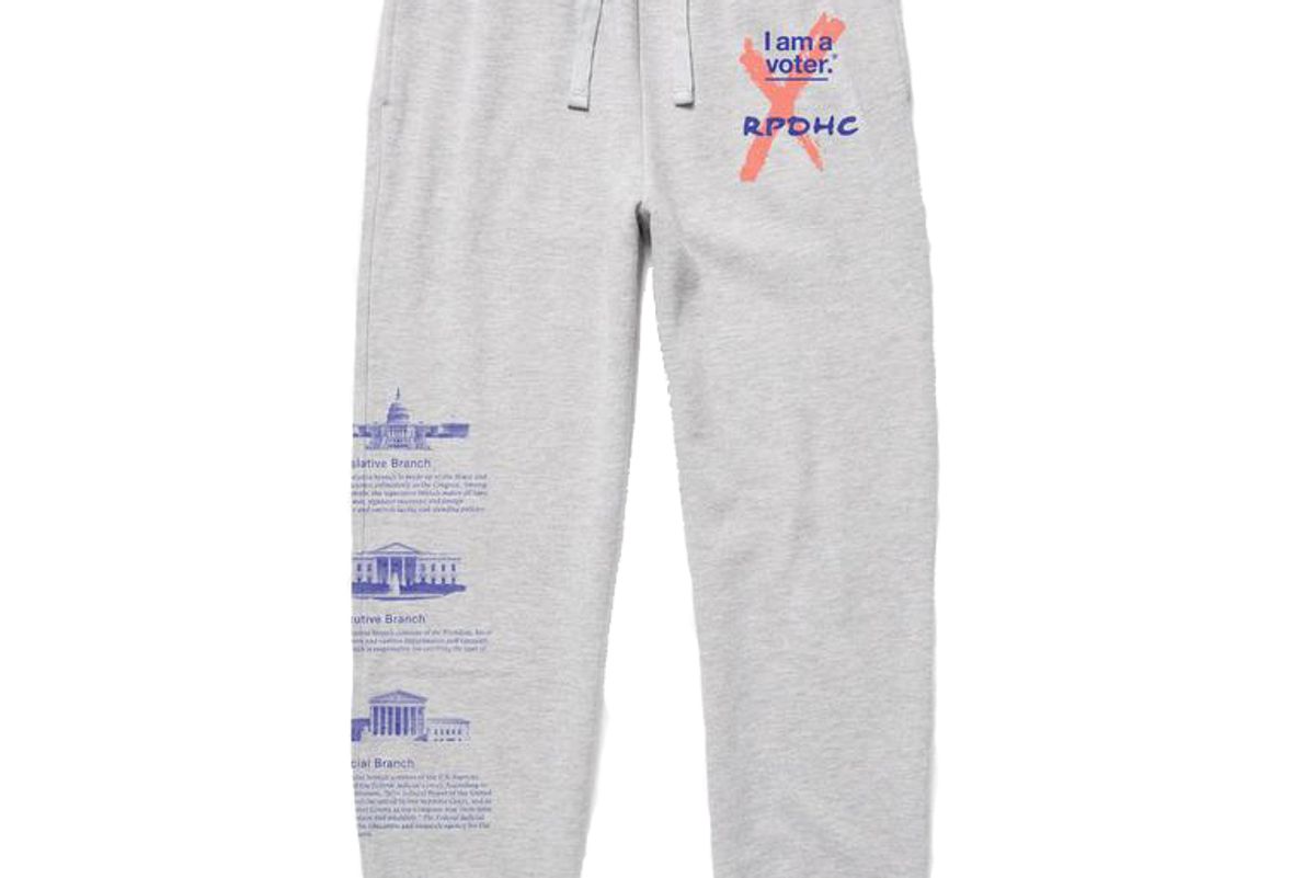 richer poorer i am a voter sweatpant