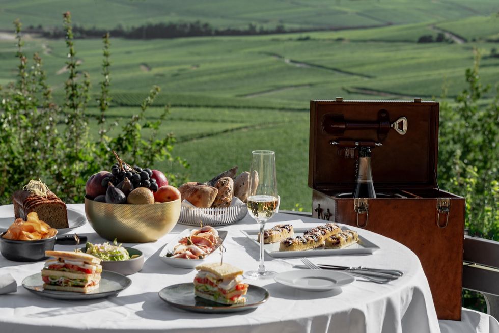 royal champagne hotel