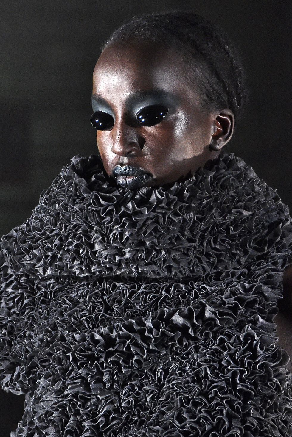 runway-halloween-beauty-looks