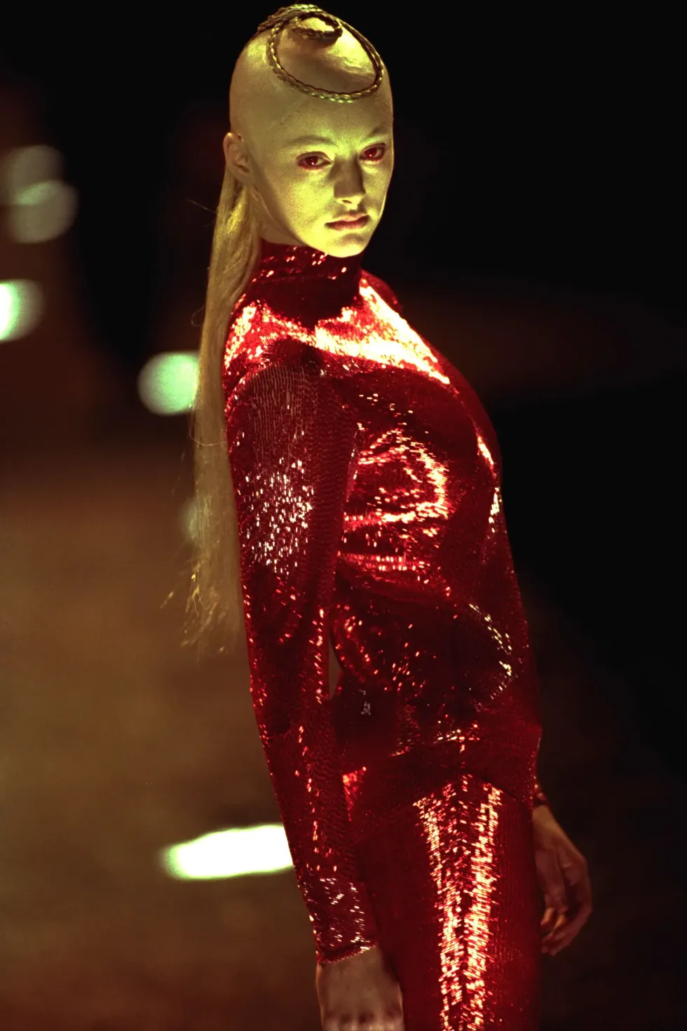 runway-halloween-beauty-looks