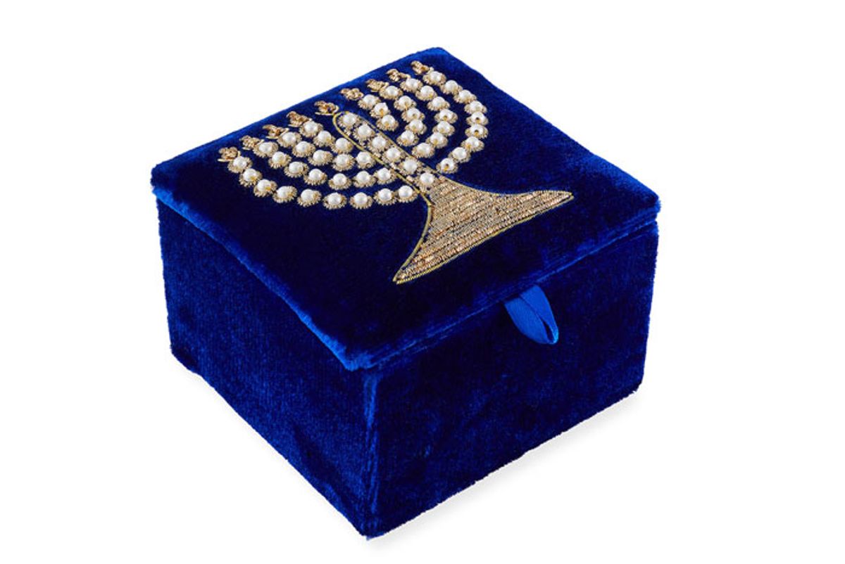 sudha pennathur menorah velvet box