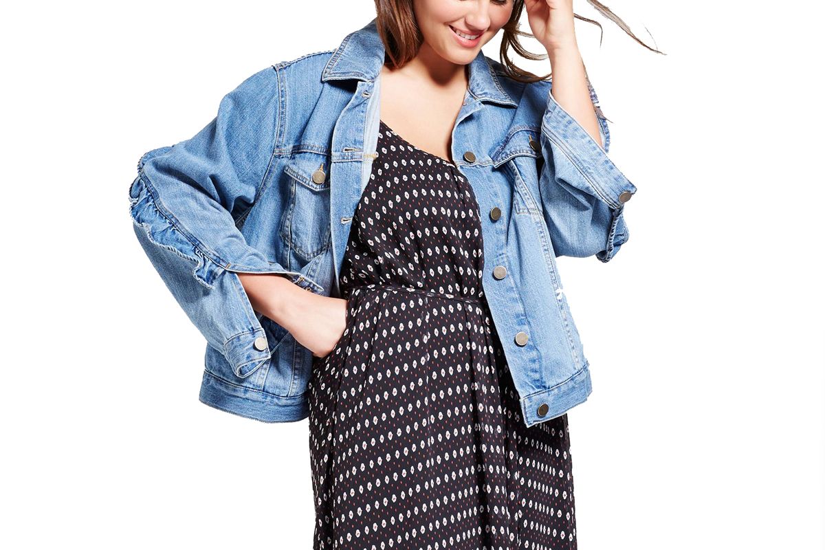 Women’s Plus Size Ruffle Light Wash Denim Jacket