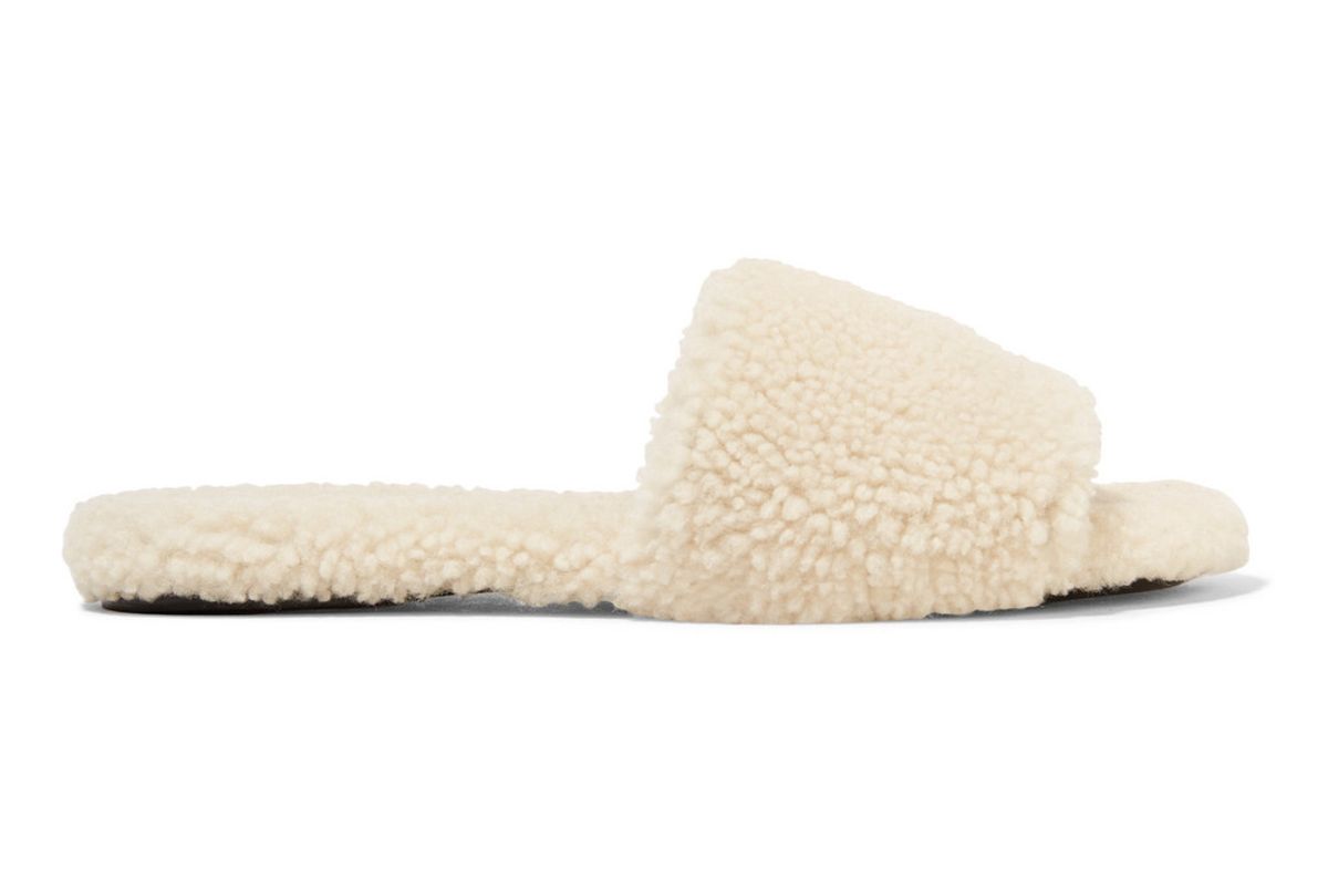 the row teddy bear shearling slides