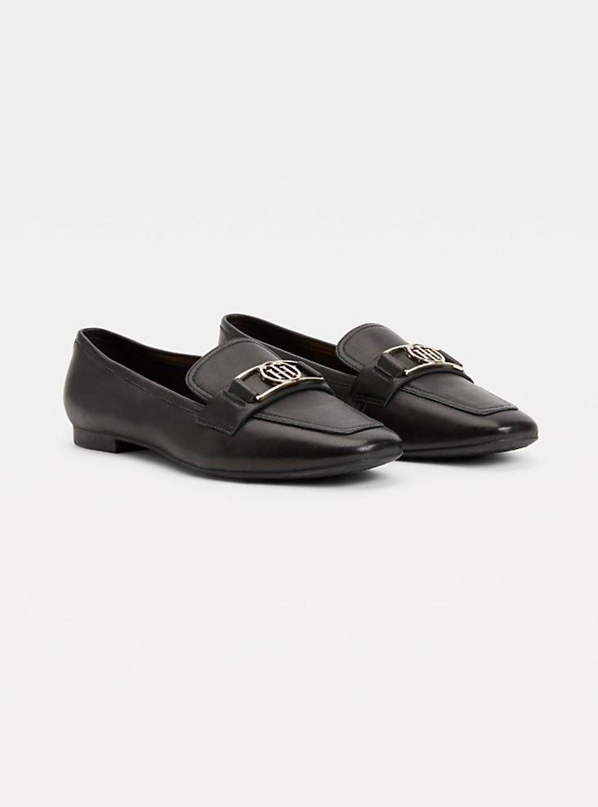 tommy hilfiger leather loafer