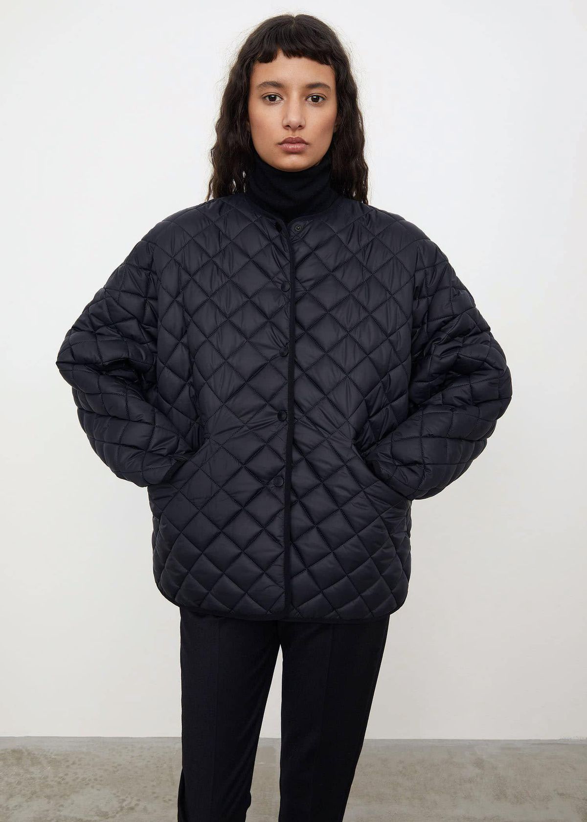 toteme quilted jacket black