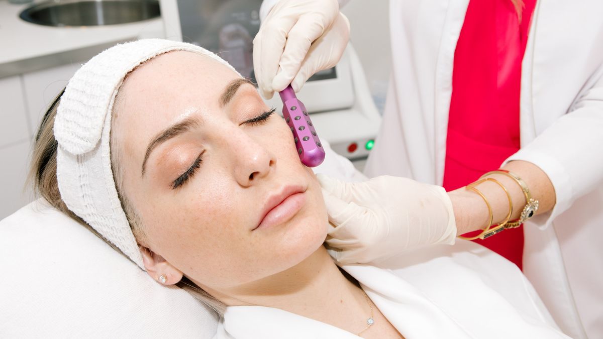 Everything You Need to Know About Tuning Fork Facials Coveteur