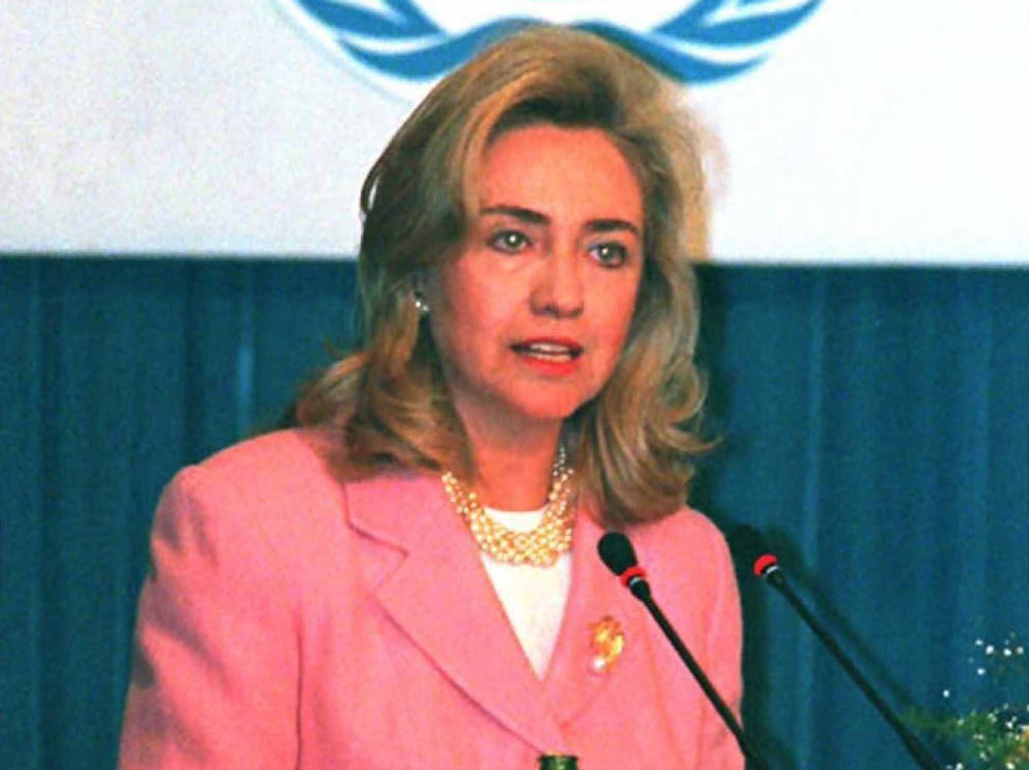 \u200bUS First Lady Hillary Clinton speaking at the UN Fourth World Conference on Women, 1995.