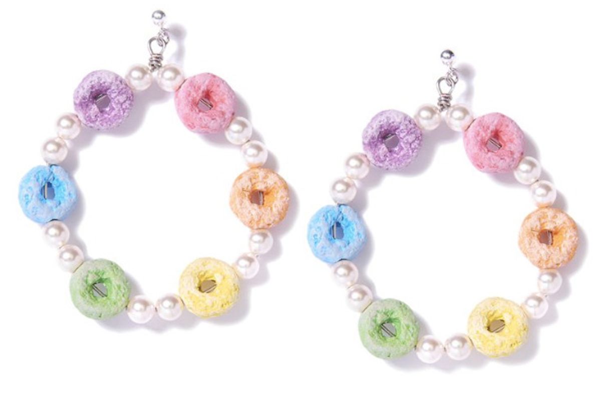 venessa arizaga rainbow loops pearl earrings