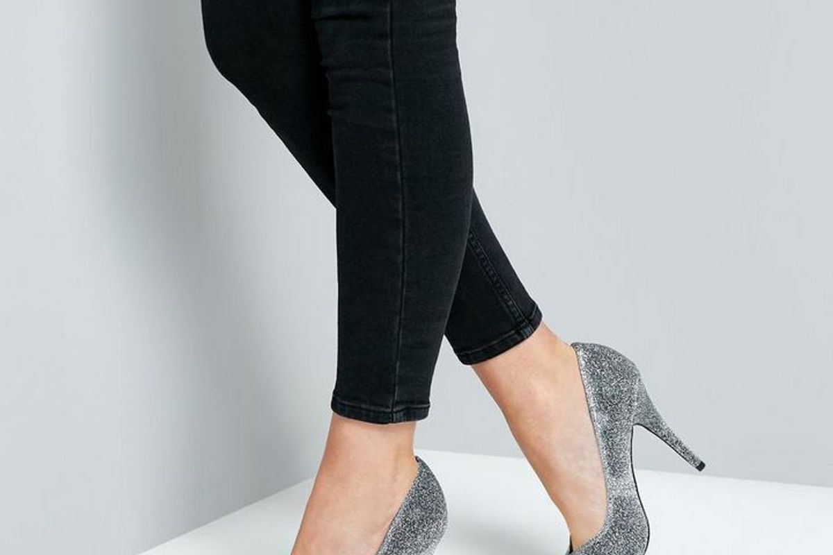 Wide Fit Silver Glitter Pointed Court Shoes