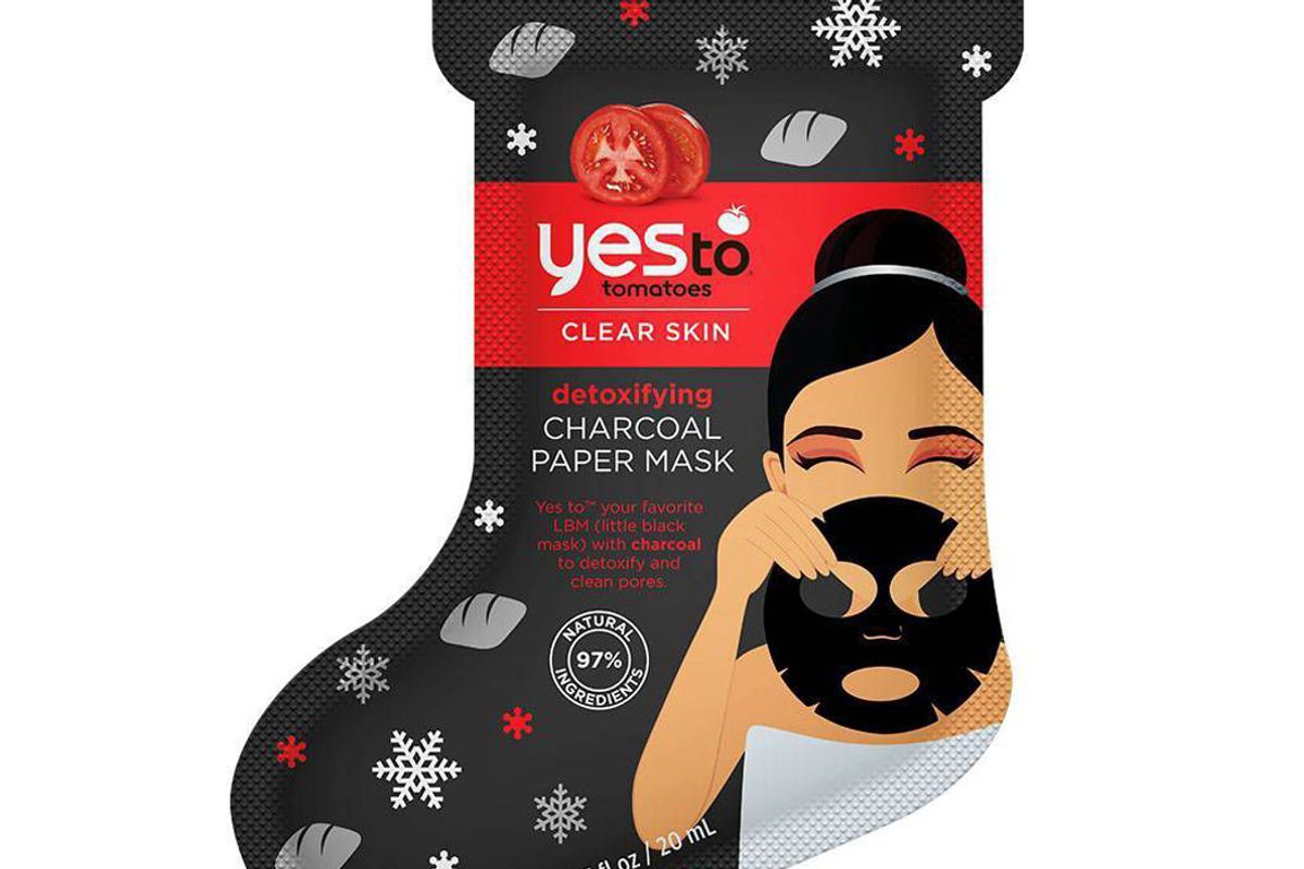 yes to tomatoes clear skin detoxifying charcoal paper mask