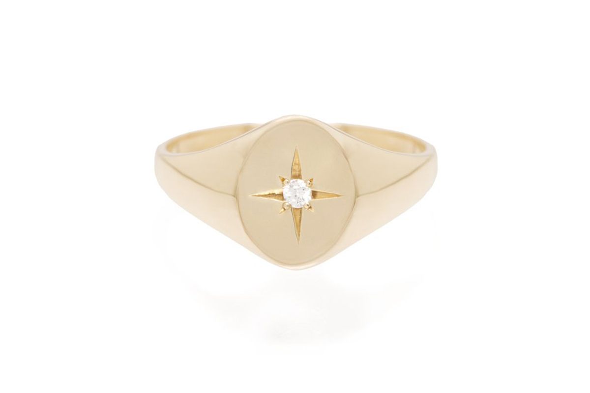 zoe chicco 4k star set diamond signet ring