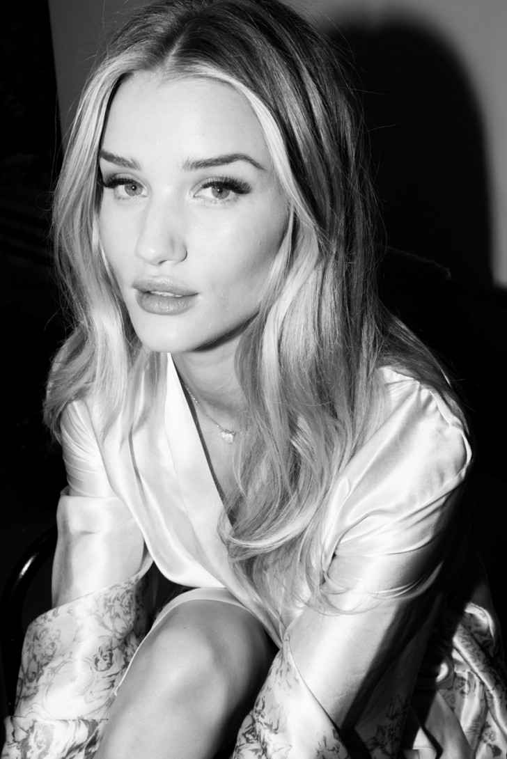 On Set with Rosie Huntington-Whiteley - The Coveteur - Coveteur