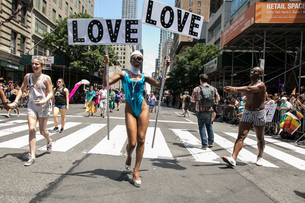 nyc gay pride 2016 parade