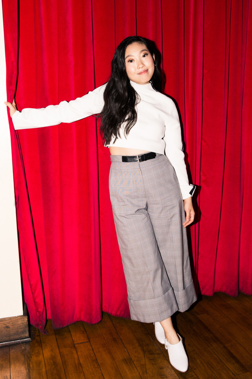 Awkwafina Plays A Round Of Would You Rather And Hot Or Not Coveteur