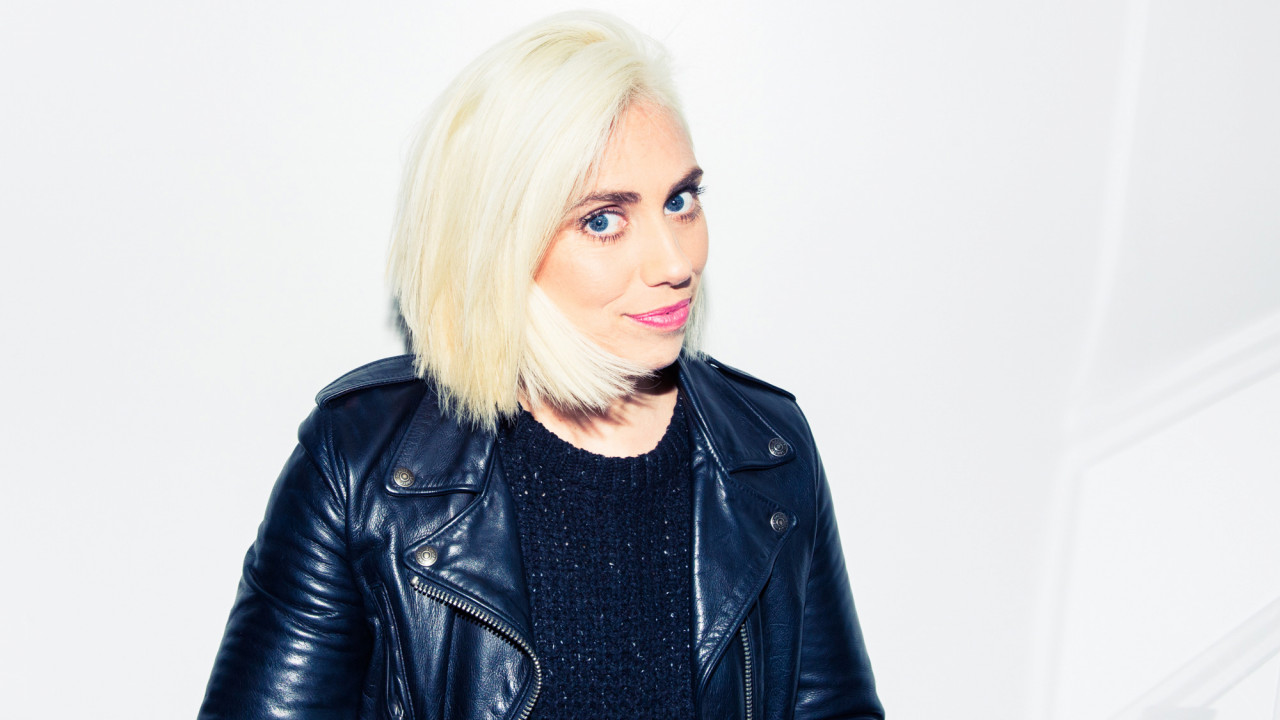 How To Prepare And Take Care Of Platinum Hair Coveteur