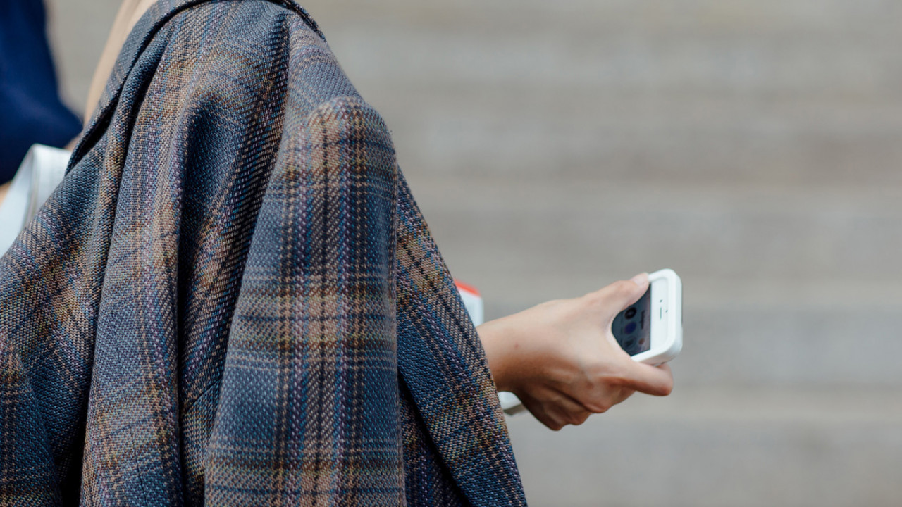 how to clean social media feeds