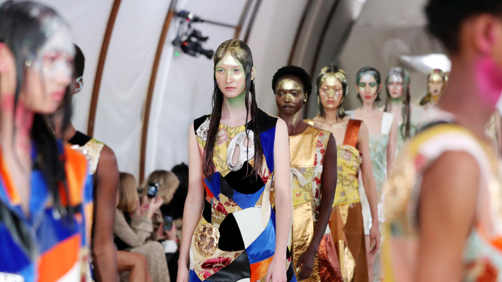 milan fashion week beauty trends