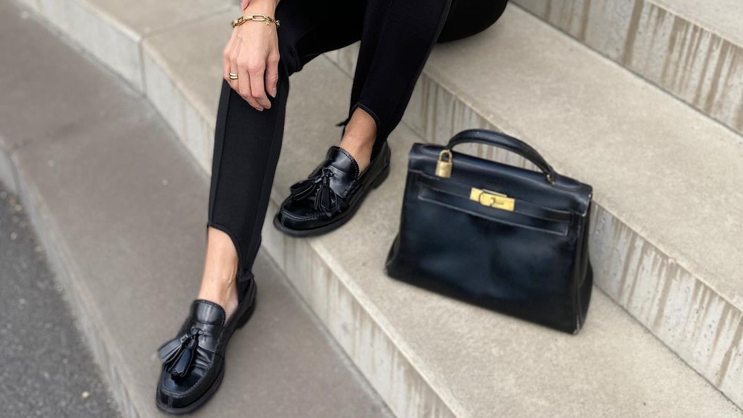 modern leggings